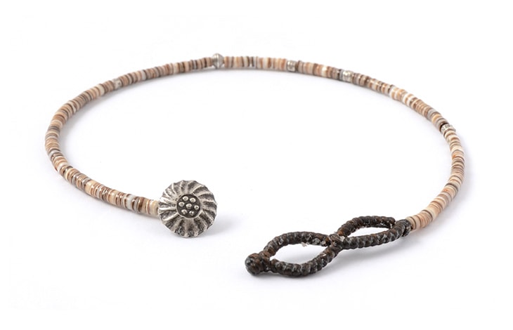 Phadua / Brown Shell Beads Cordon de cordon de cire