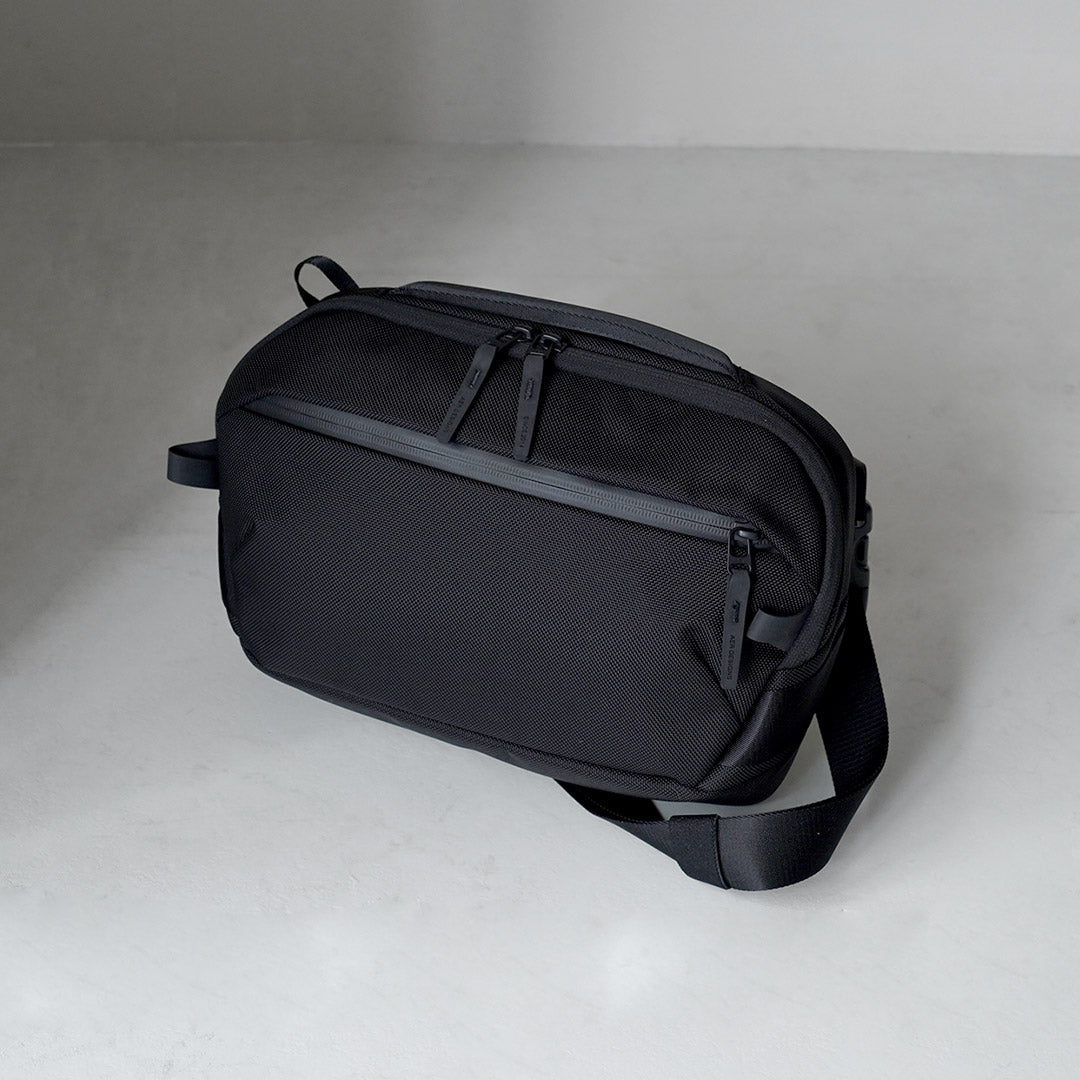 AER / Day Sling 4 Max 6L Crossbody Bag