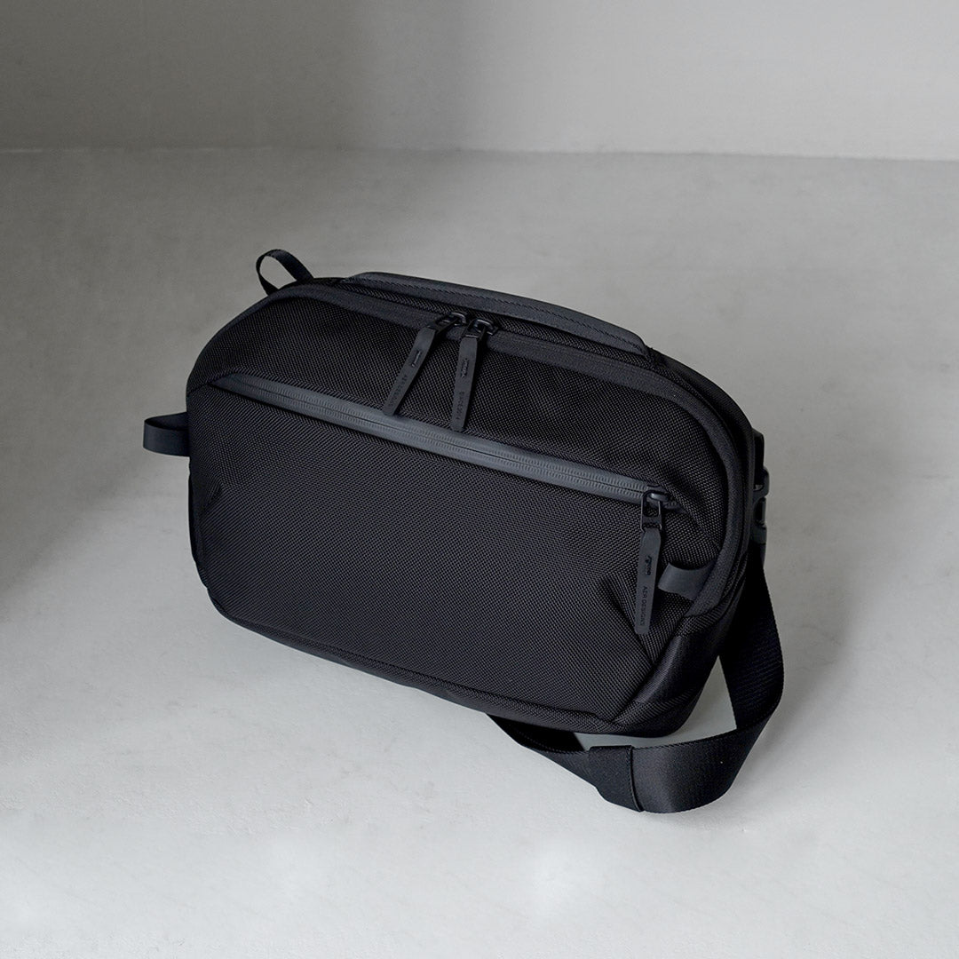 AER / Day Sling 4 Max 6L Crossbody Bag