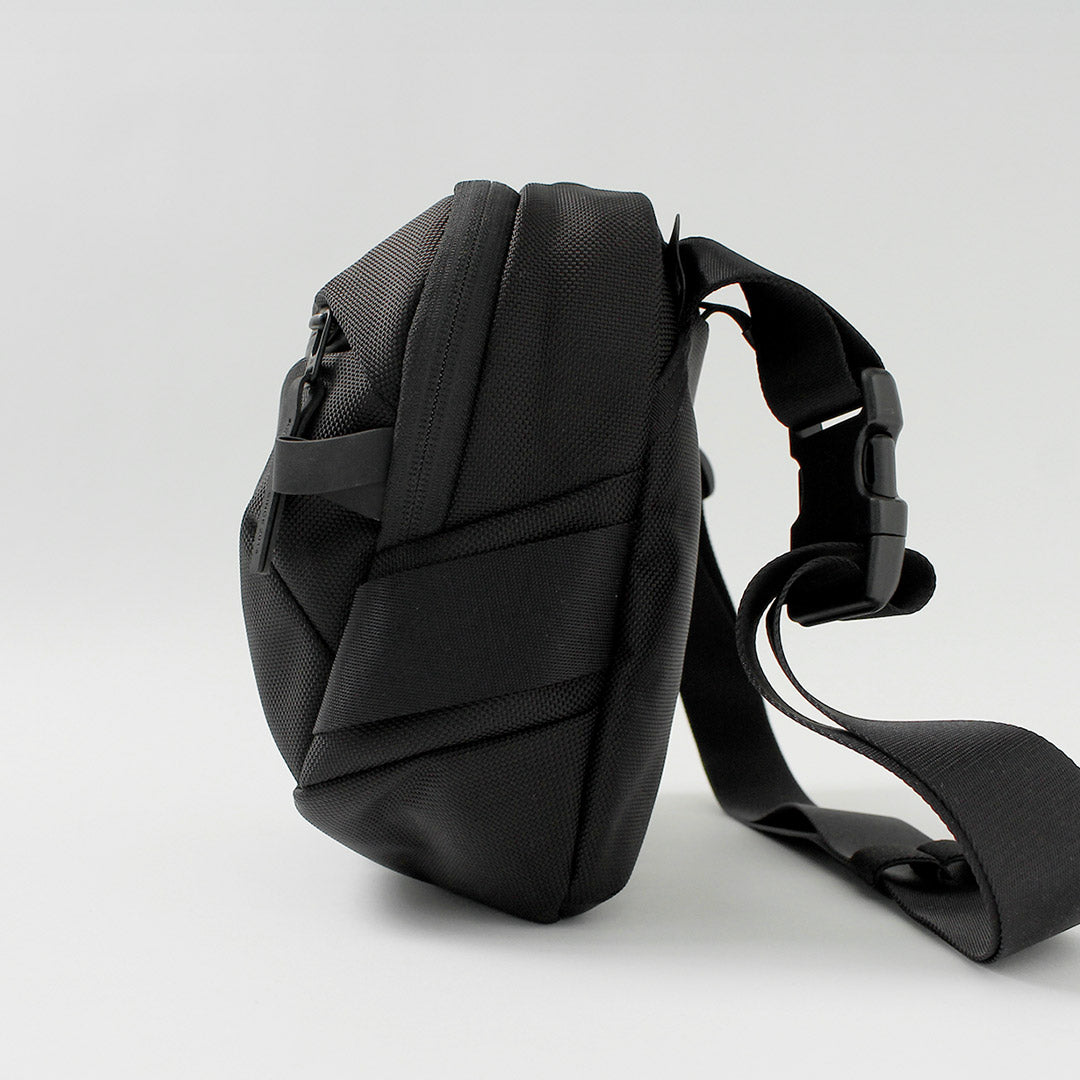AER / Day Sling 4 Max 6L Crossbody Bag