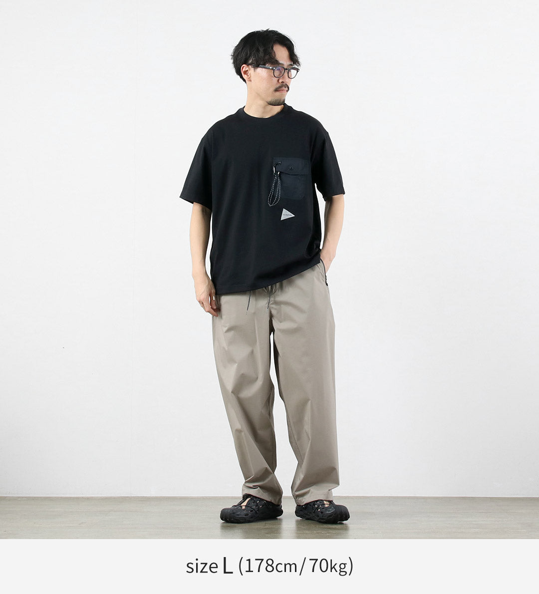 AND WANDER / Pocket T-shirt