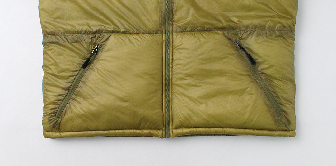 GO LITE / Climashield 連帽夾克