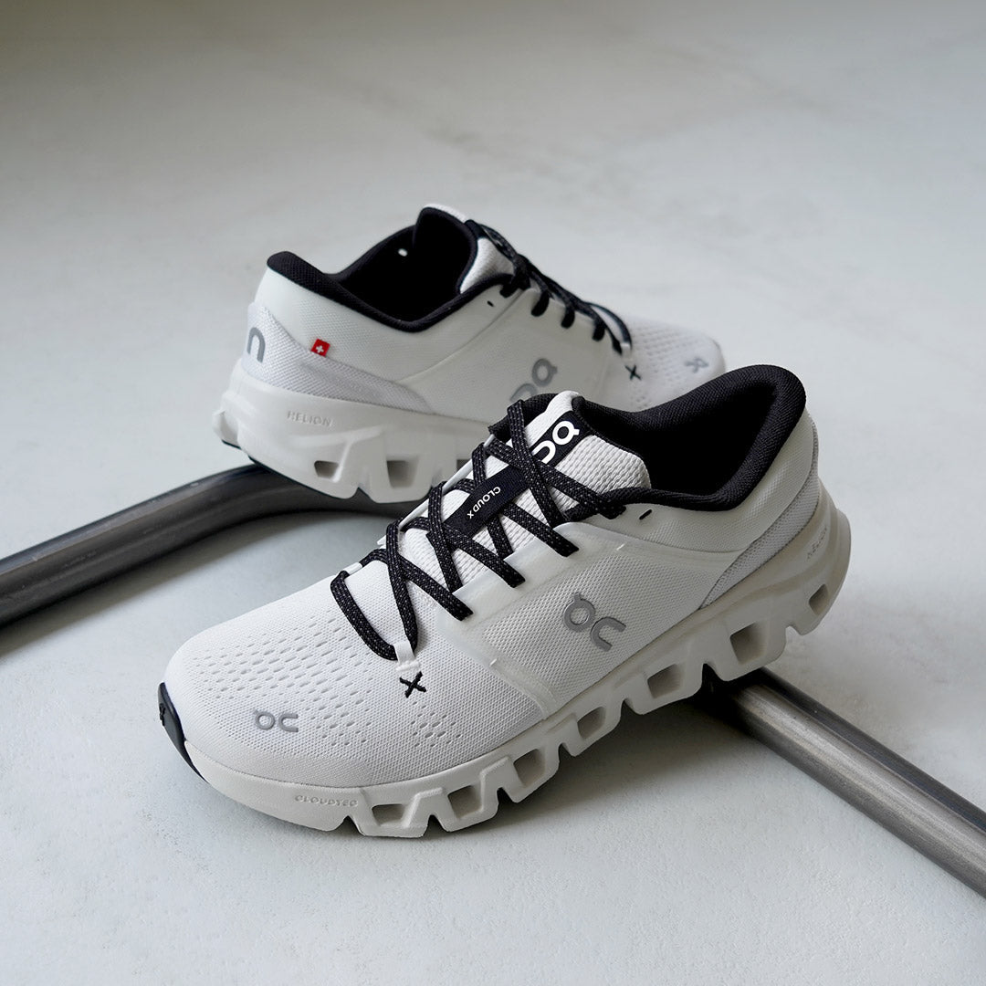 ON / Men's Cloud X 5 Sneakers