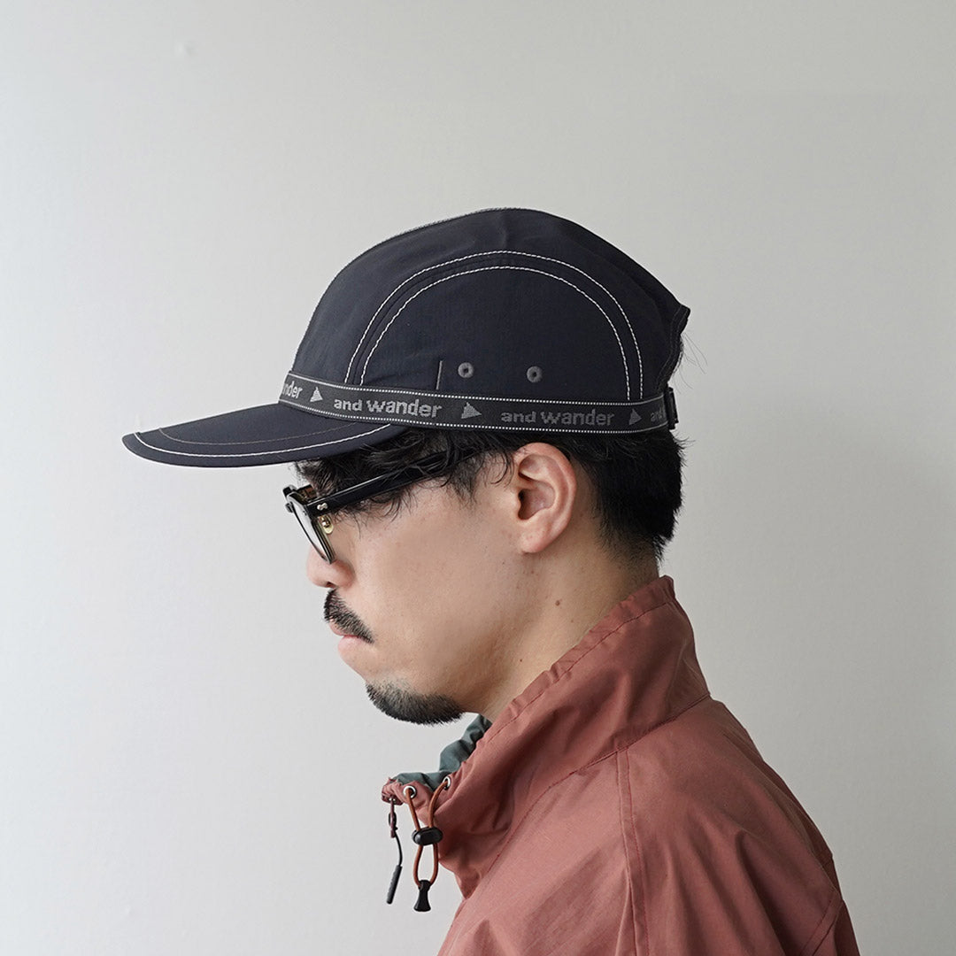 AND WANDER / 提花带帽