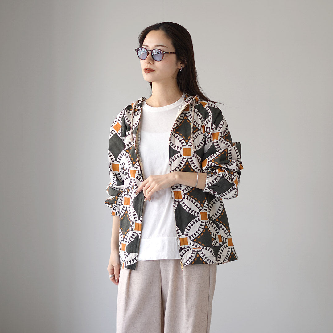 PASSEZ UNE JOURNÉE RECONNAISSANTE / Sweat à capuche de plage imprimé quilt vintage