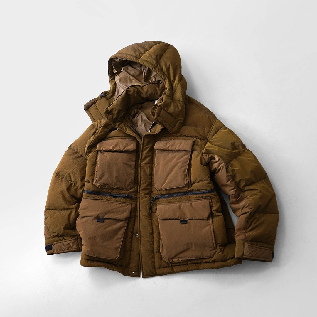 MONTAÑA BLANCA / Chaqueta de plumón antidesgarros de colaboración TAION