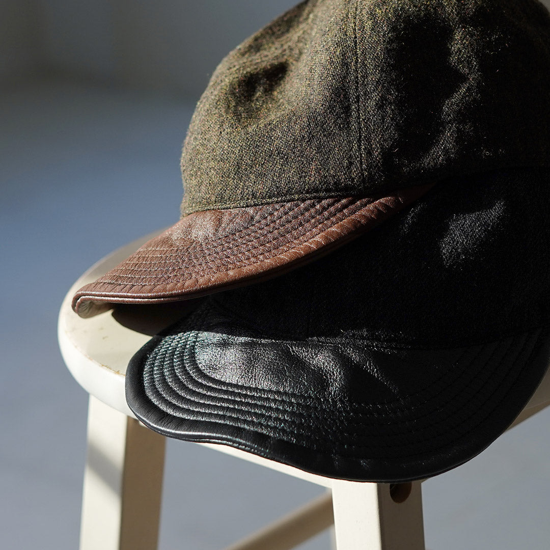 HIGHER / Gorra militar Serge x con ala de cuero