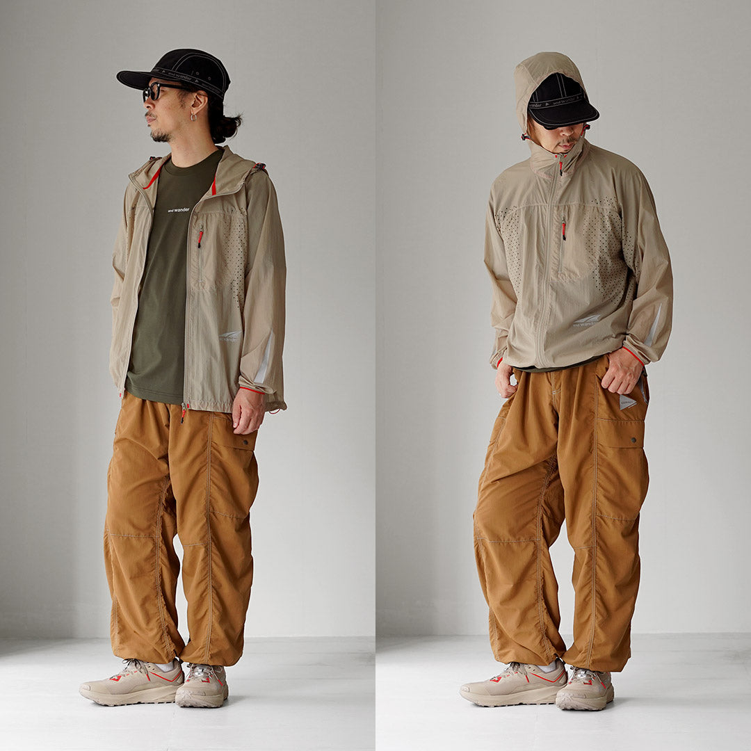 AND WANDER/ALTRA × and walk 透气防风夹克
