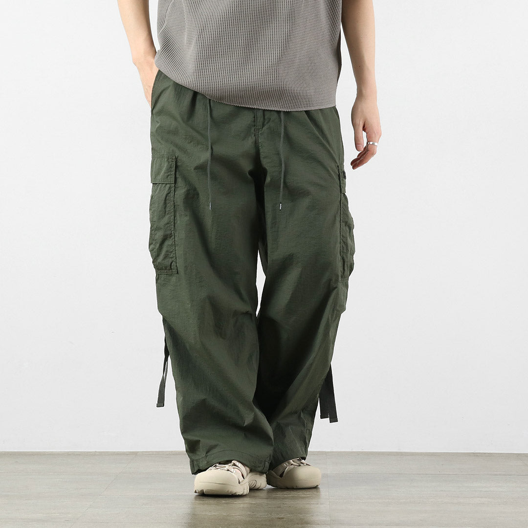 WILDTHINGS / Pantalon cargo en nylon double teinture
