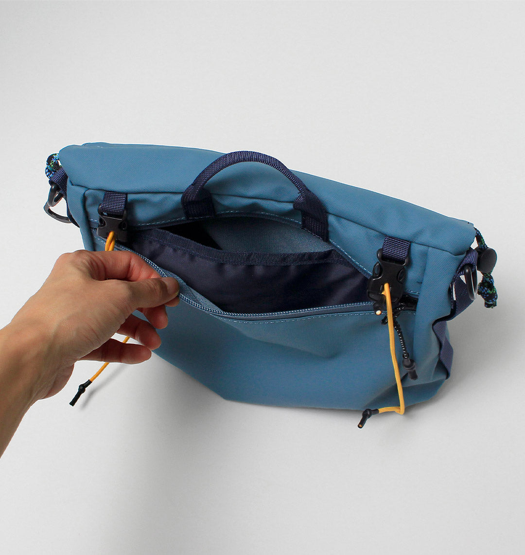 ELLIKER / Nayder 卷顶斜挎包 6L
