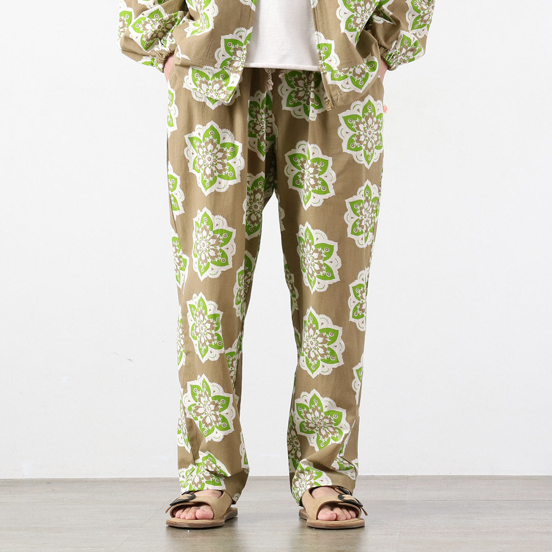 HAVE A GRATEFUL DAY / Round Design Print Ample Easy Pants