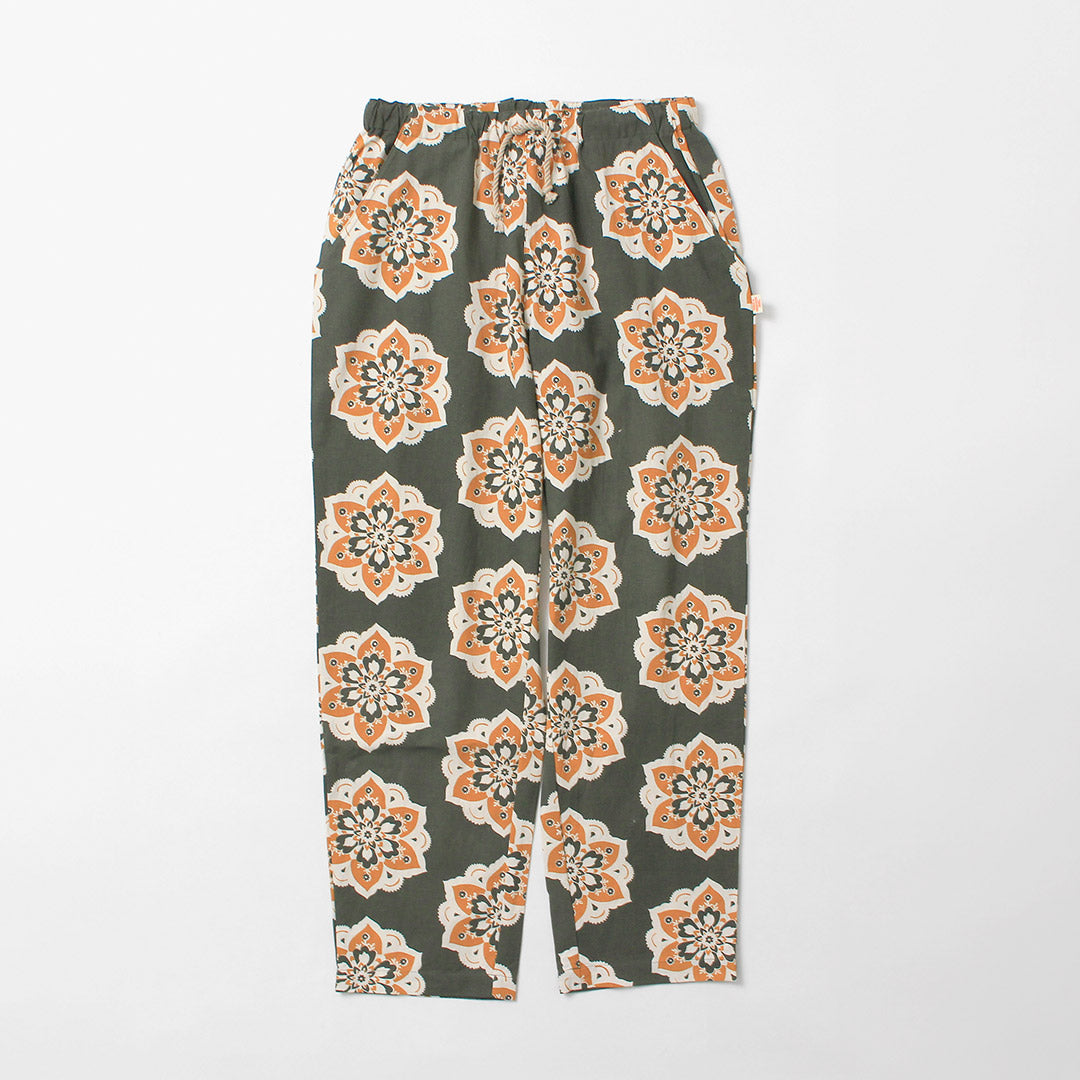 HAVE A GRATEFUL DAY / Round Design Print Ample Easy Pants