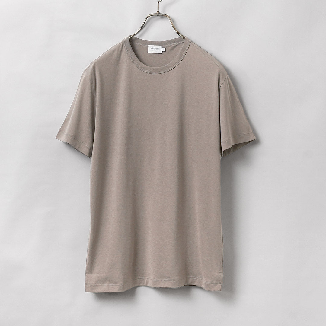 HANDVAERK / Nouveau T-shirt à manches courtes et col rond