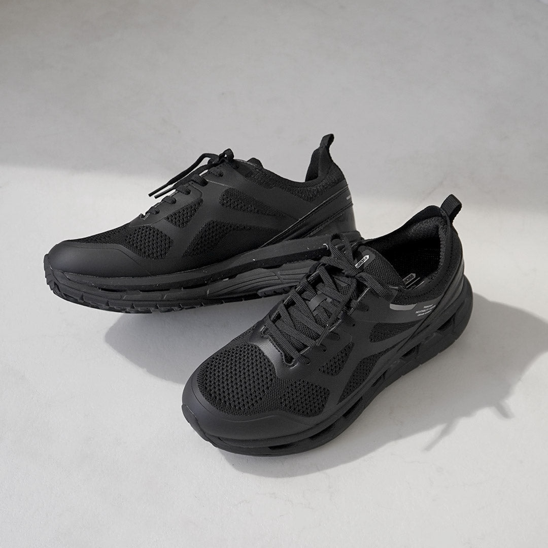 MOISTHROUGH 360 / VENTIRIS KT Breathable Waterproof Knit Sneakers