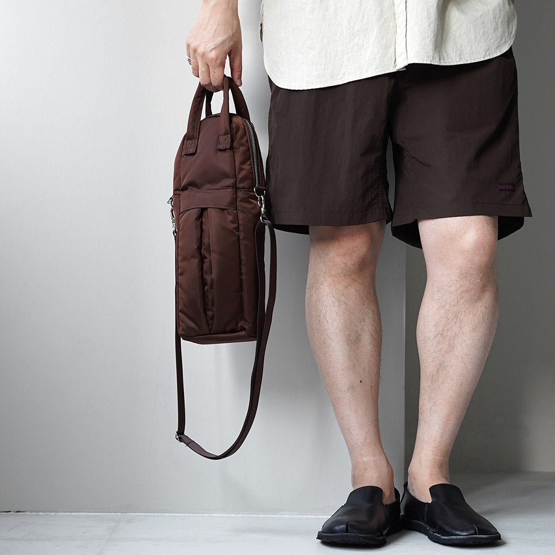NEWBOOK / Bolso de hombro rectangular Hangout