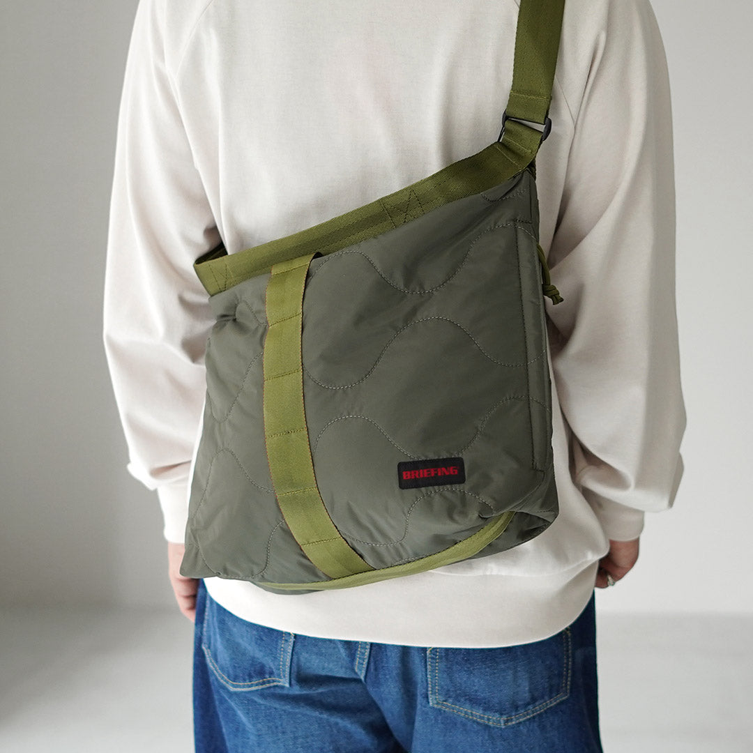 BRIEFING / Quilted Jumper M Shoulder Bag