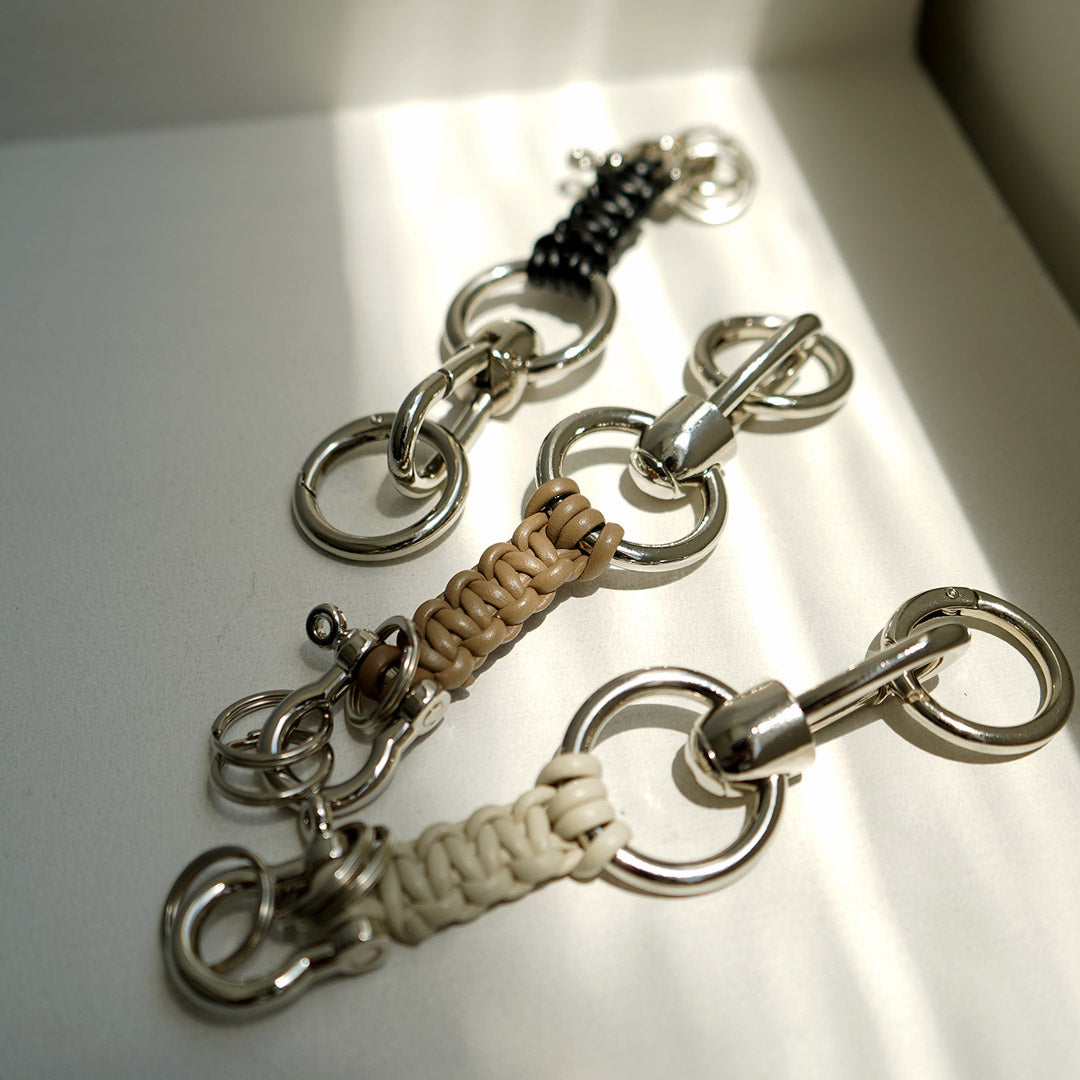 SENTI / Braided Leather Keychain