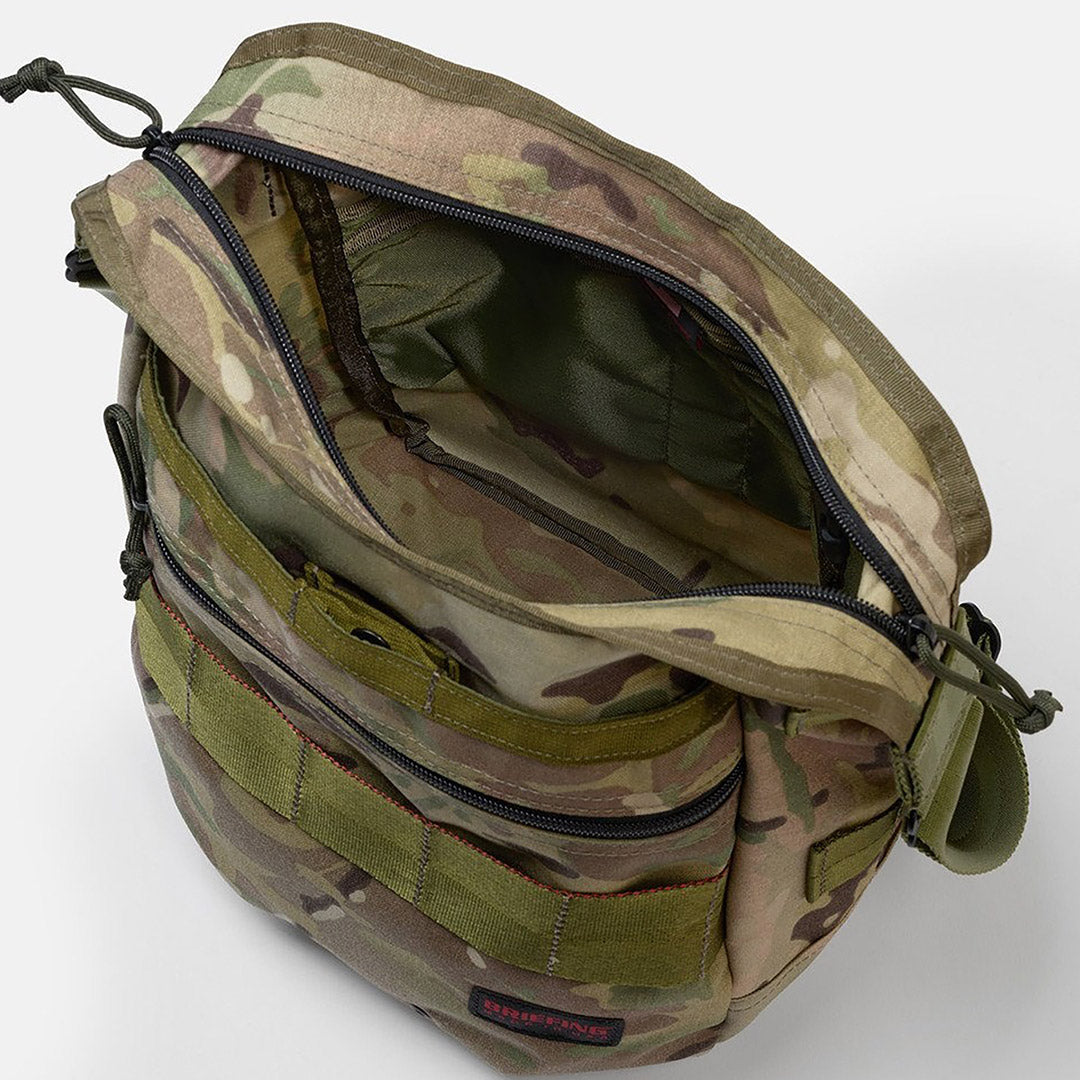 BRIEFING / DAY TRIPPER Camo Shoulder Bag