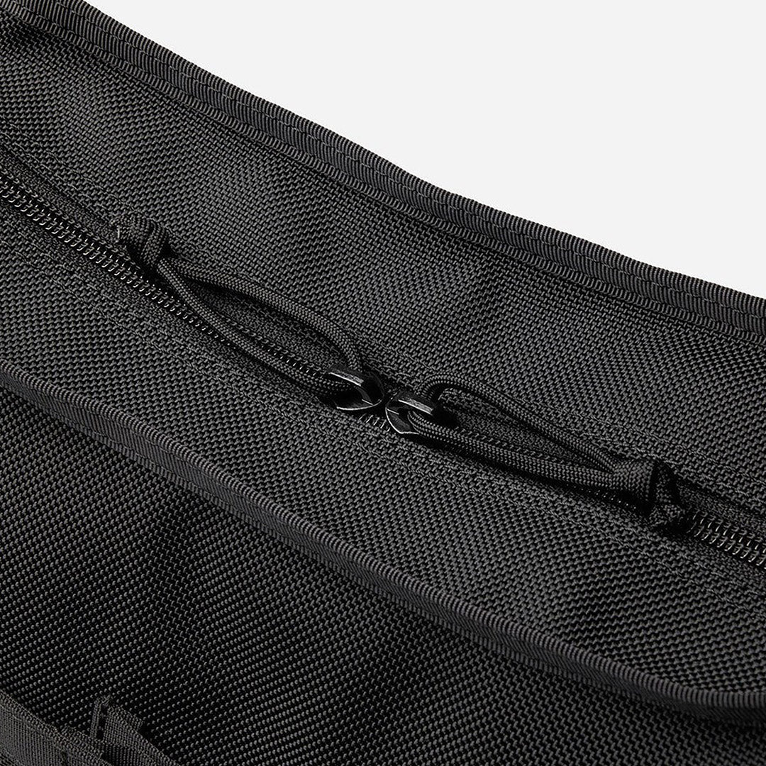 BRIEFING / DAY TRIPPER L Shoulder Bag
