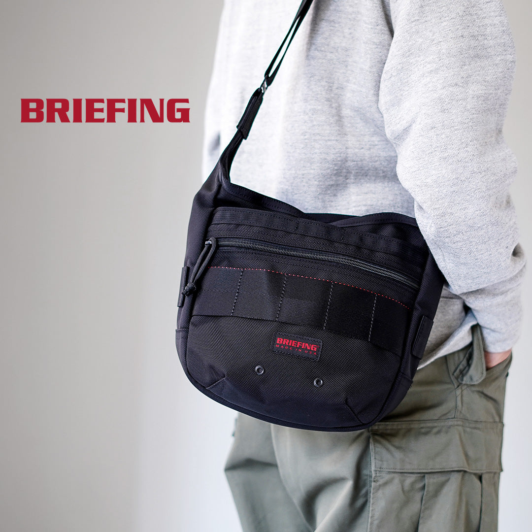 BRIEFING / DAY TRIPPER S Shoulder Bag