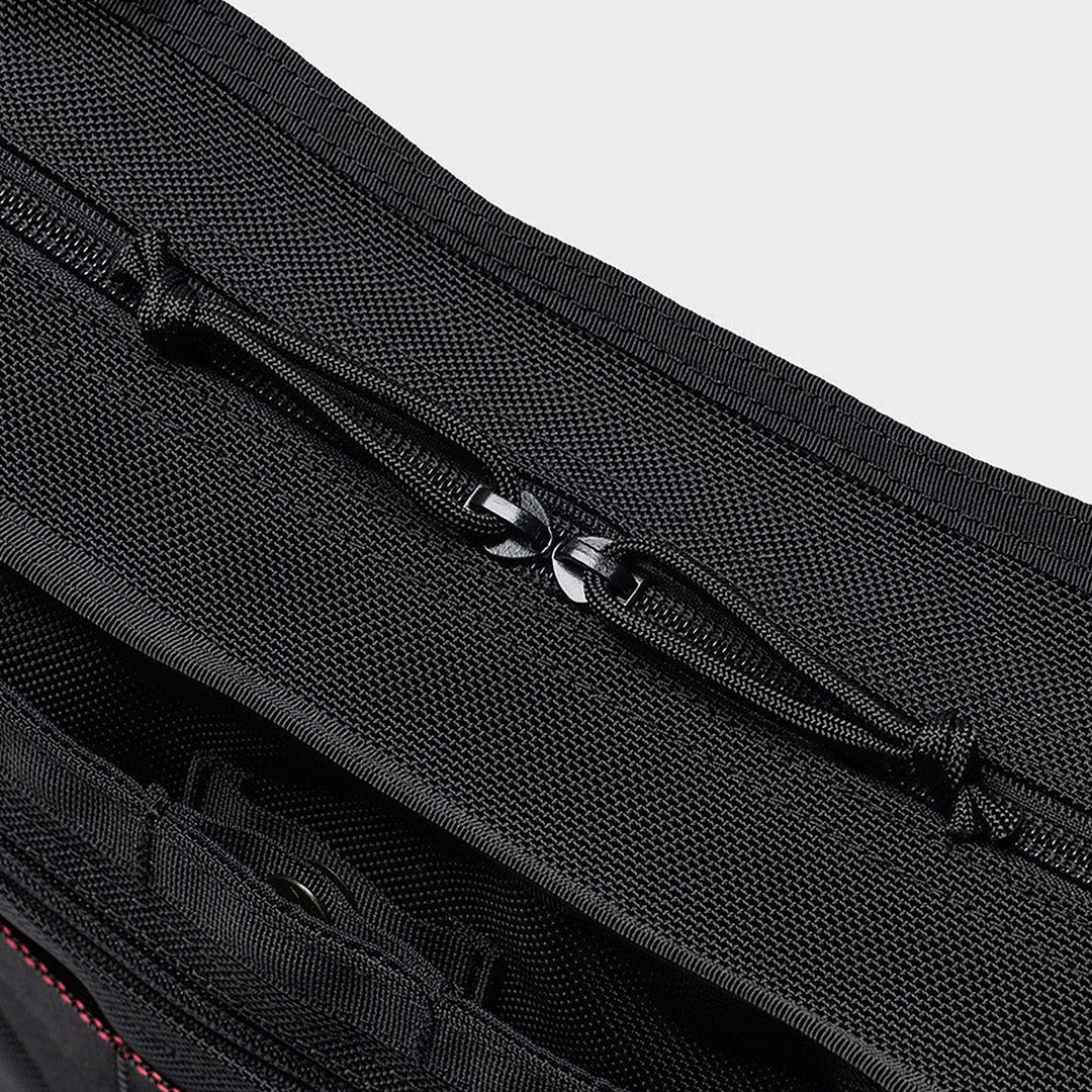 BRIEFING / DAY TRIPPER S Shoulder Bag