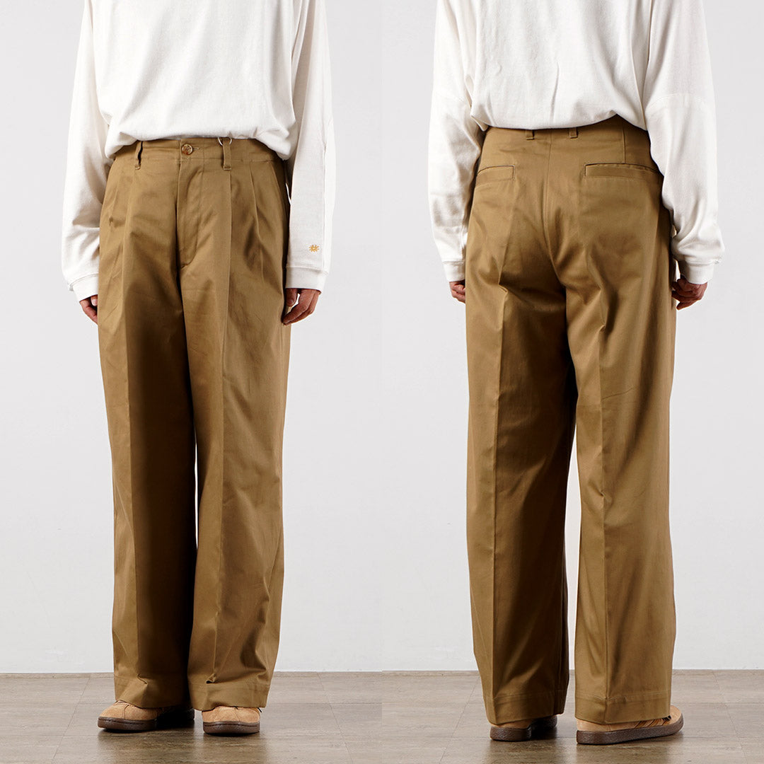 UNIVERSAL PRODUCTS. / 2-Tuck Wide Chino Trousers