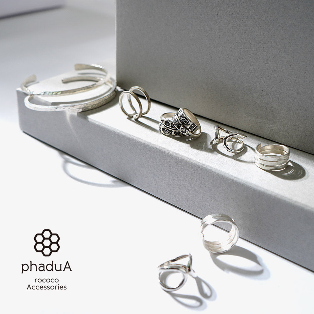 phaduA / Karen Silver Round Ring