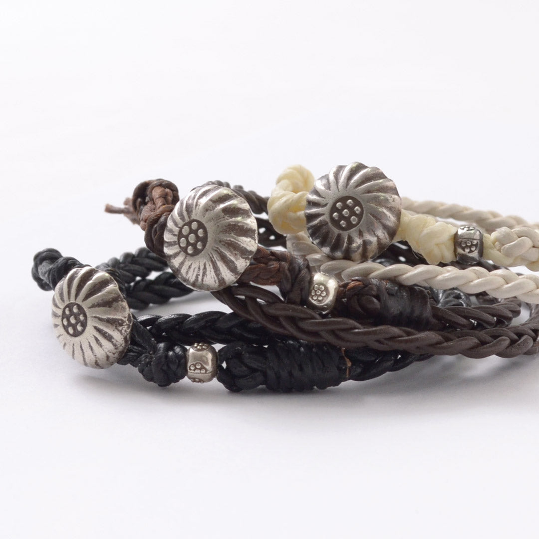 Phadua / Braided 1.5mm 가죽 2 랩 브레이슬릿