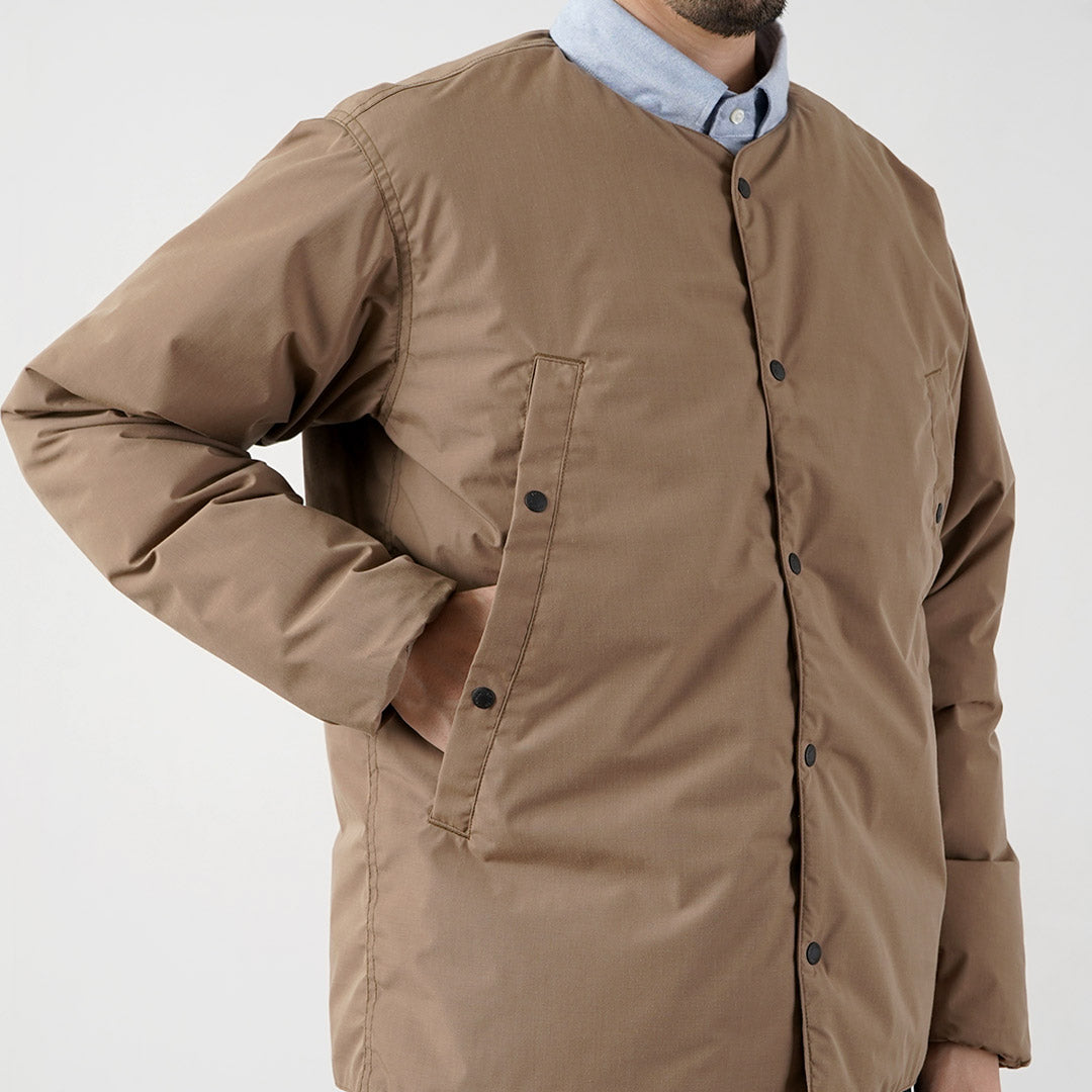 Chaqueta tipo cárdigan de plumas NANGA/HINOC Modelo 2025