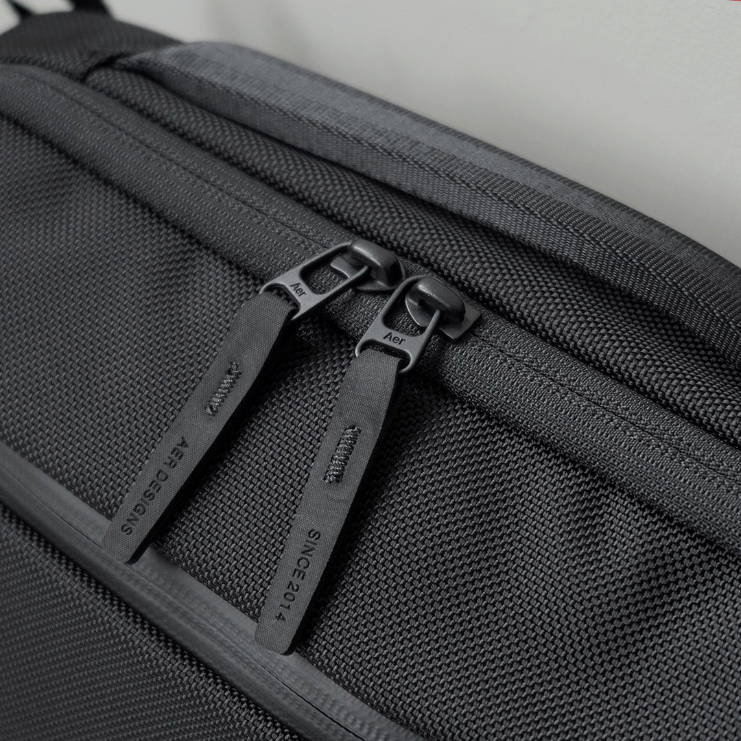 AER / Day Sling 4 Max 6L Crossbody Bag