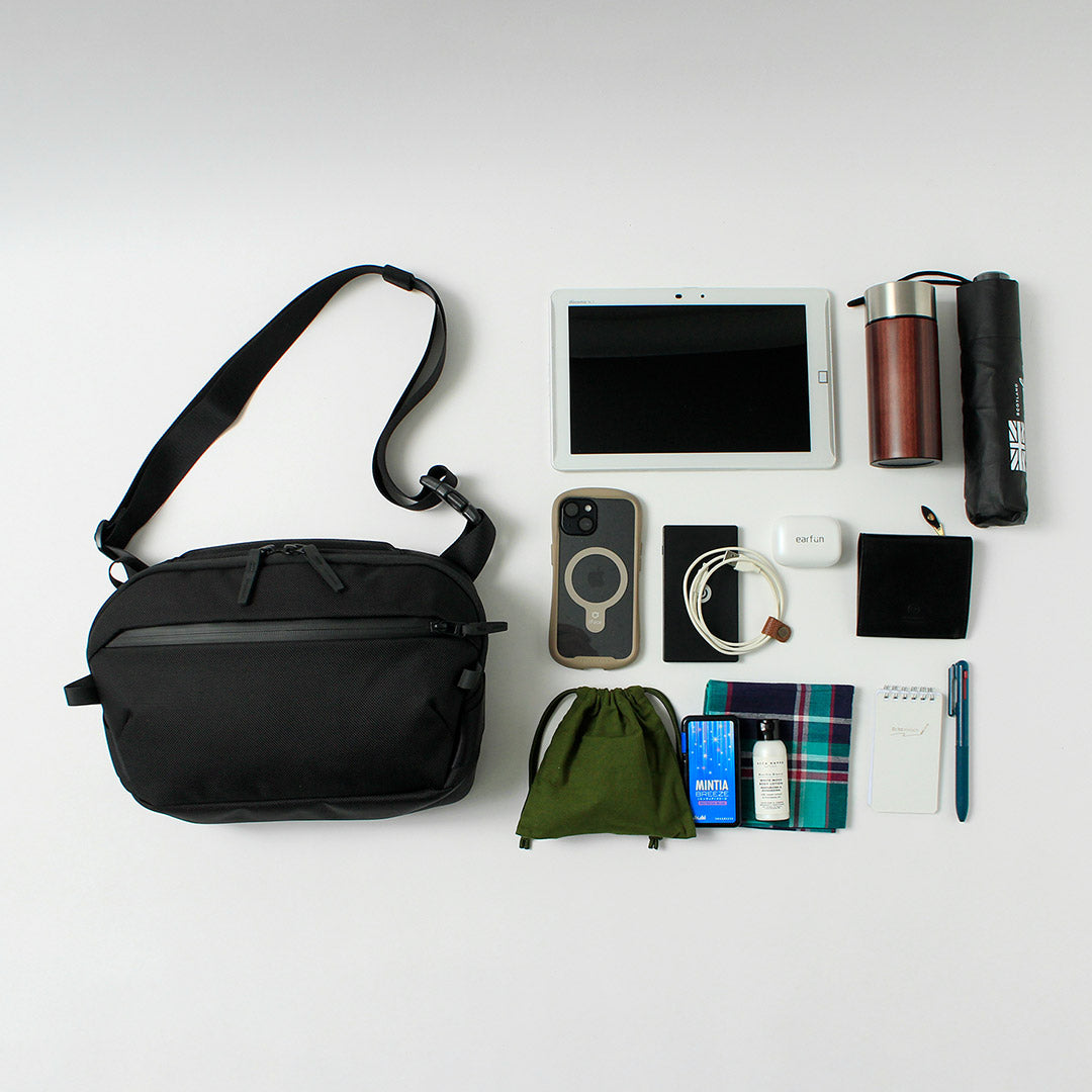 AER / Day Sling 4 Max 6L Crossbody Bag