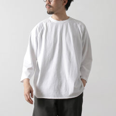 white / M