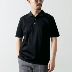 black / S