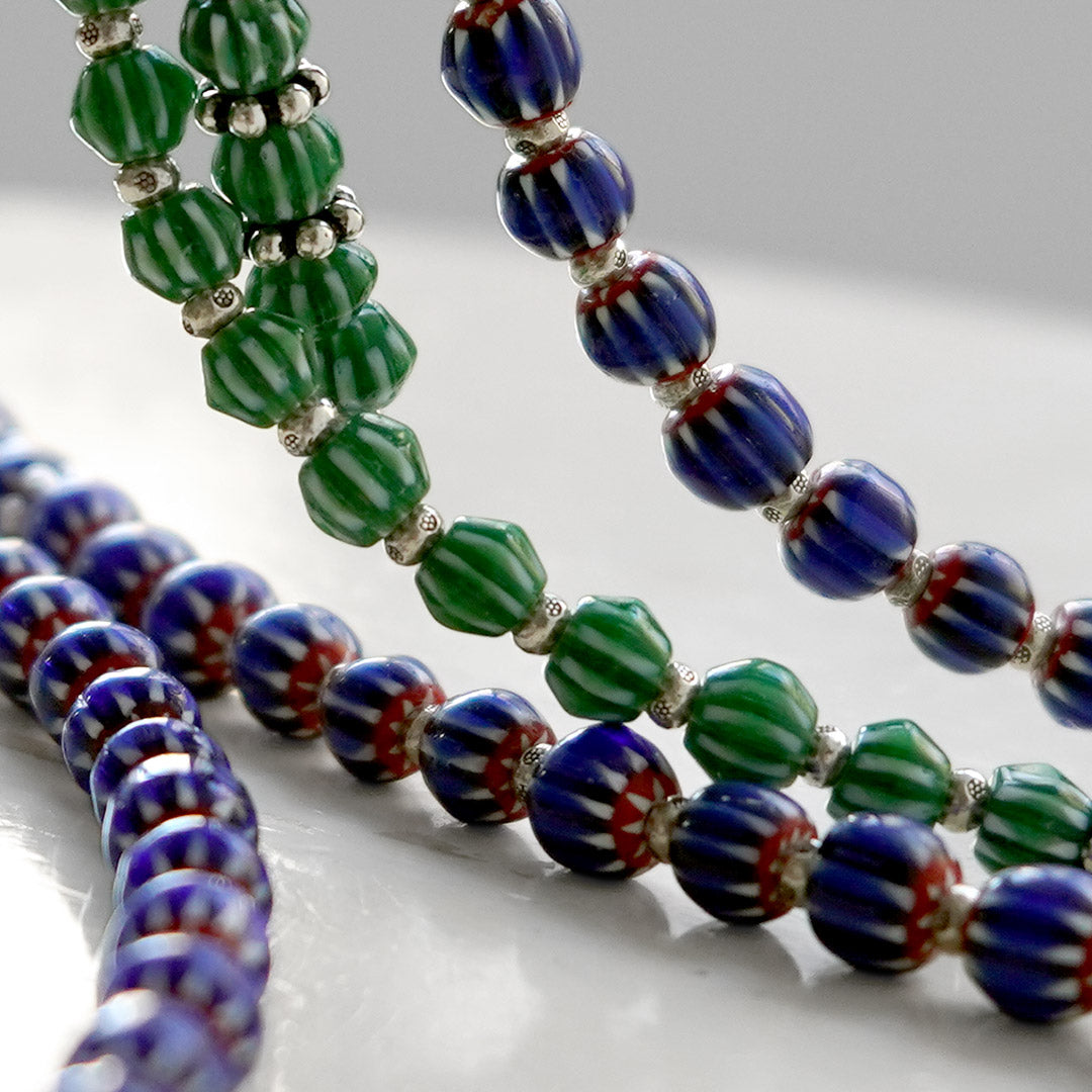phaduA / Pulsera de cuentas de vidrio Chevron