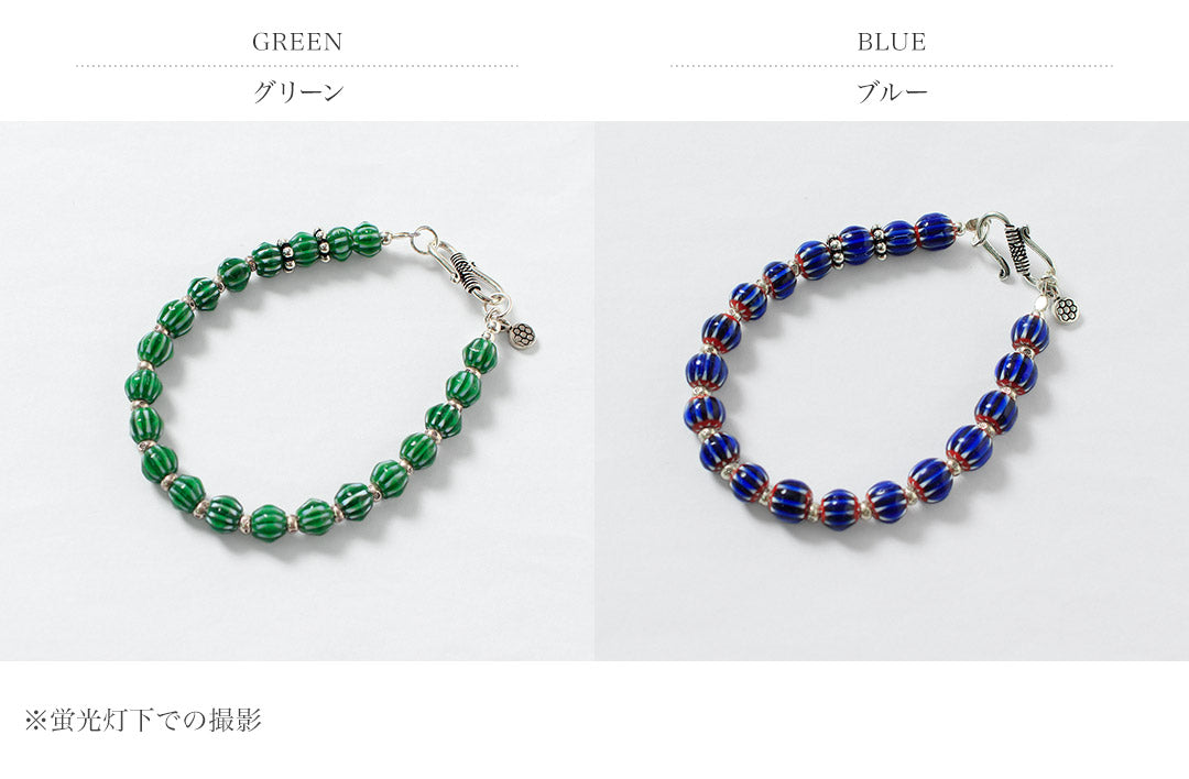 phaduA / Pulsera de cuentas de vidrio Chevron