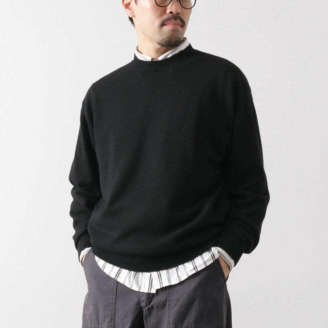 YONETOMI NEW BASIC / Jersey rígido de punto de cachemira teñido en prenda