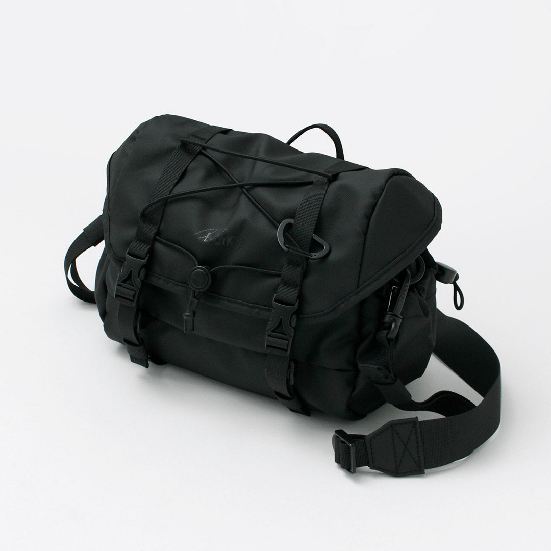 ELLIKER / Oaken Handlebar Crossbody Bag 6L