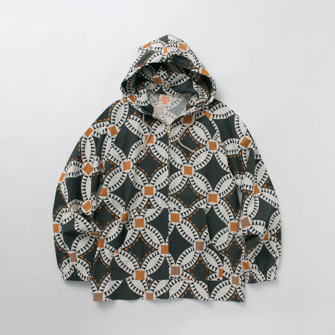 PASSEZ UNE JOURNÉE RECONNAISSANTE / Sweat à capuche de plage imprimé quilt vintage