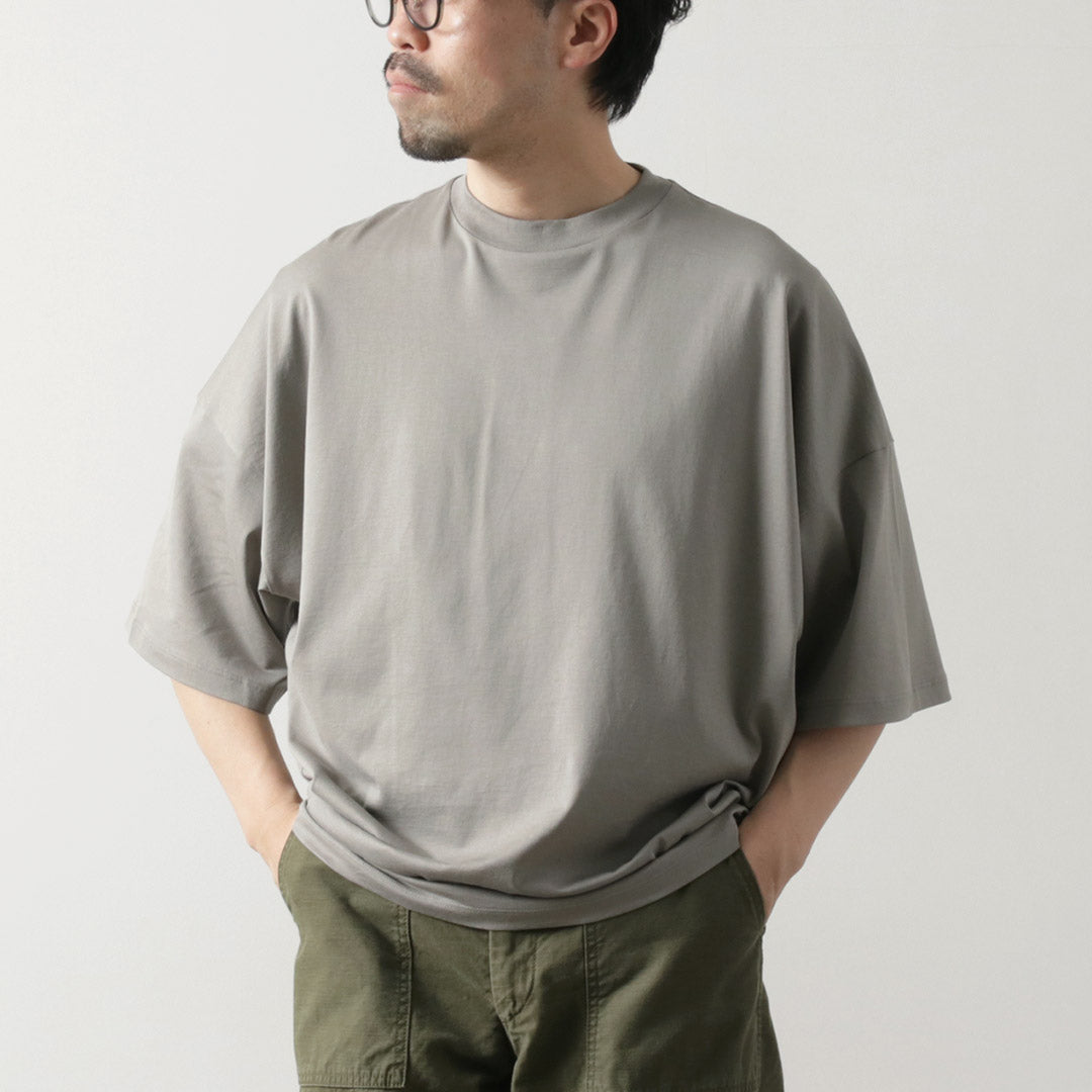 HANDVAERK / Grand T-shirt fuselé à manches courtes