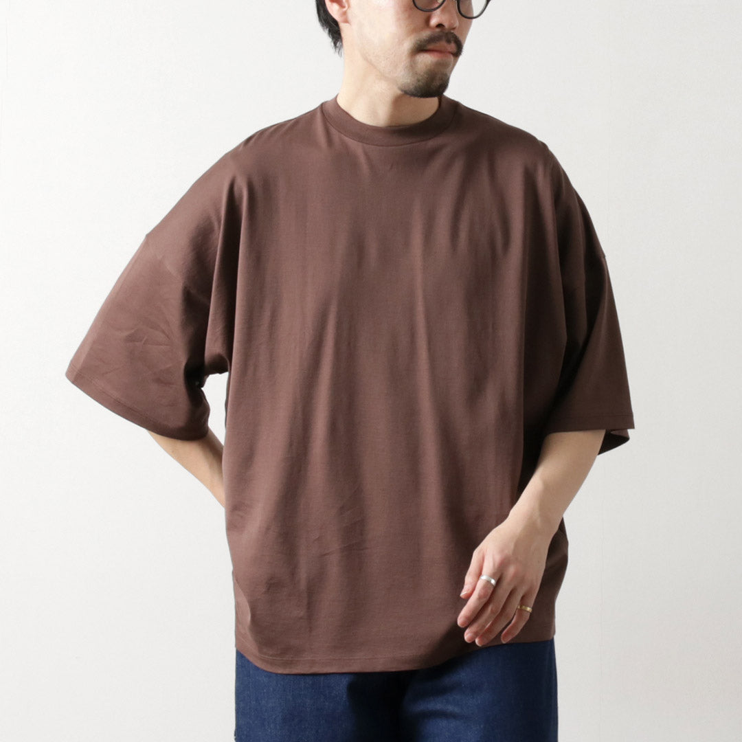 HANDVAERK / Grand T-shirt fuselé à manches courtes