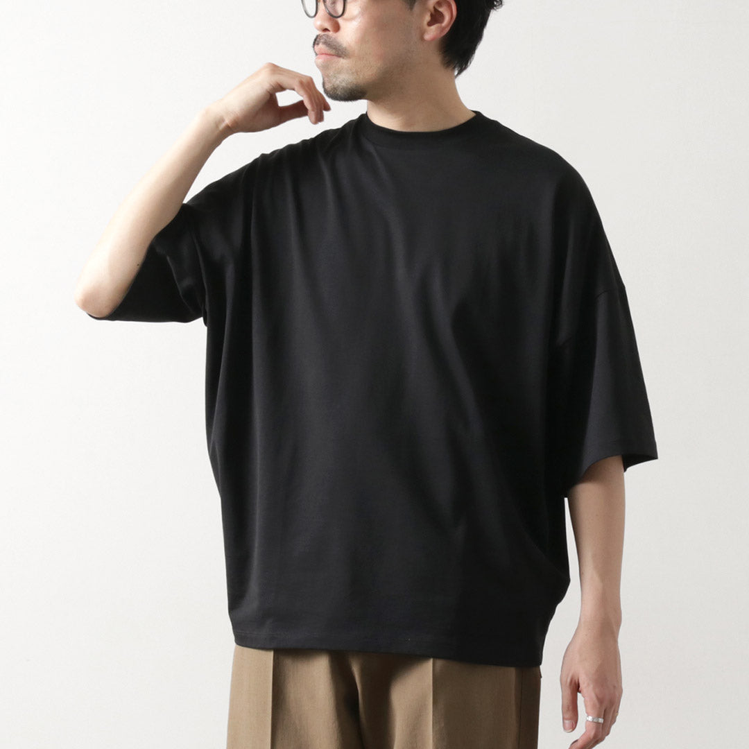 HANDVAERK / Grand T-shirt fuselé à manches courtes