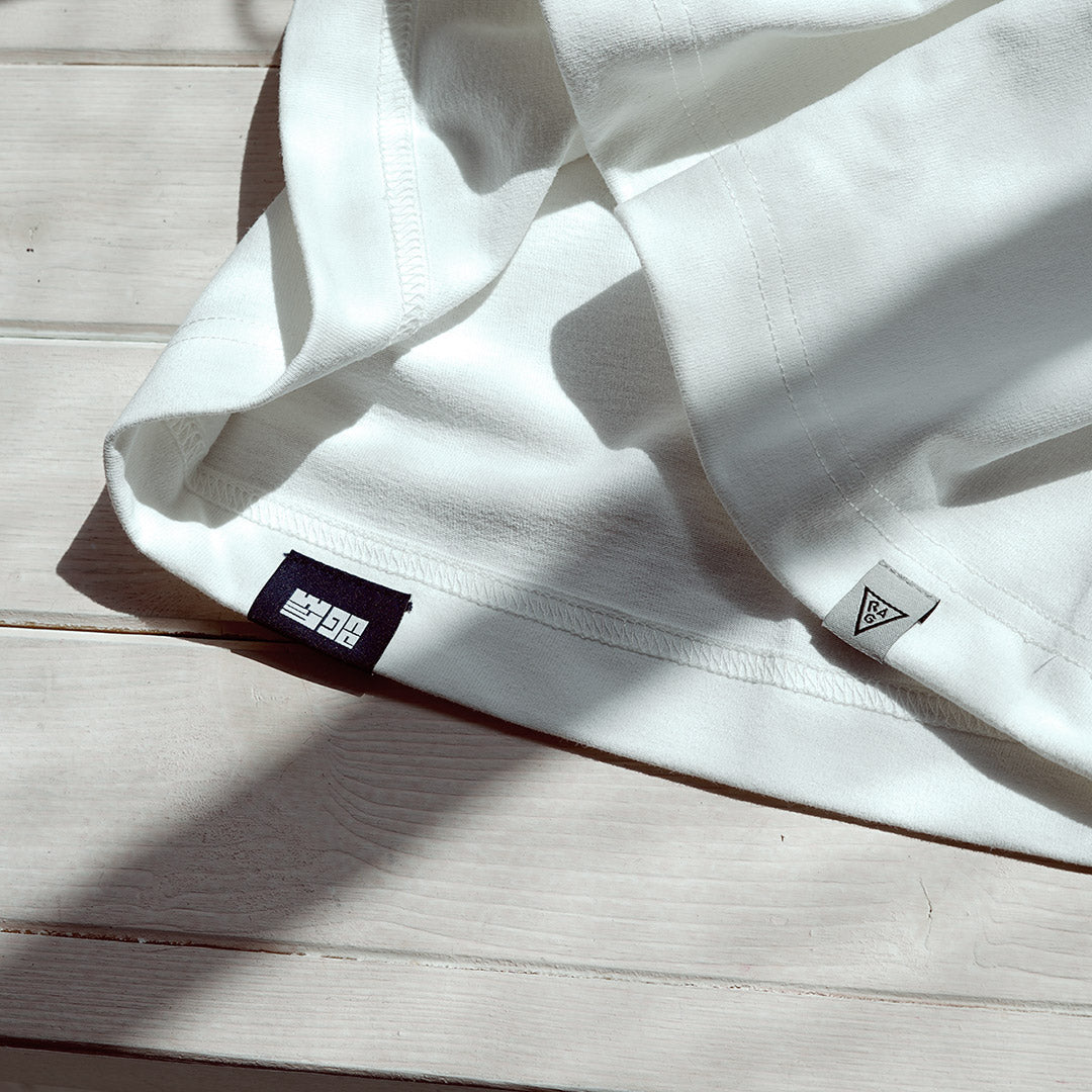 Collaboration JUGEM / RAG T-shirt à poche sans couture