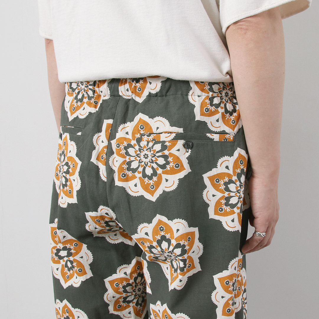 HAVE A GRATEFUL DAY / Round Design Print Ample Easy Pants