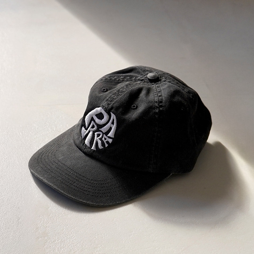 BY PARRA / 1976 Gorra de 6 paneles con logotipo