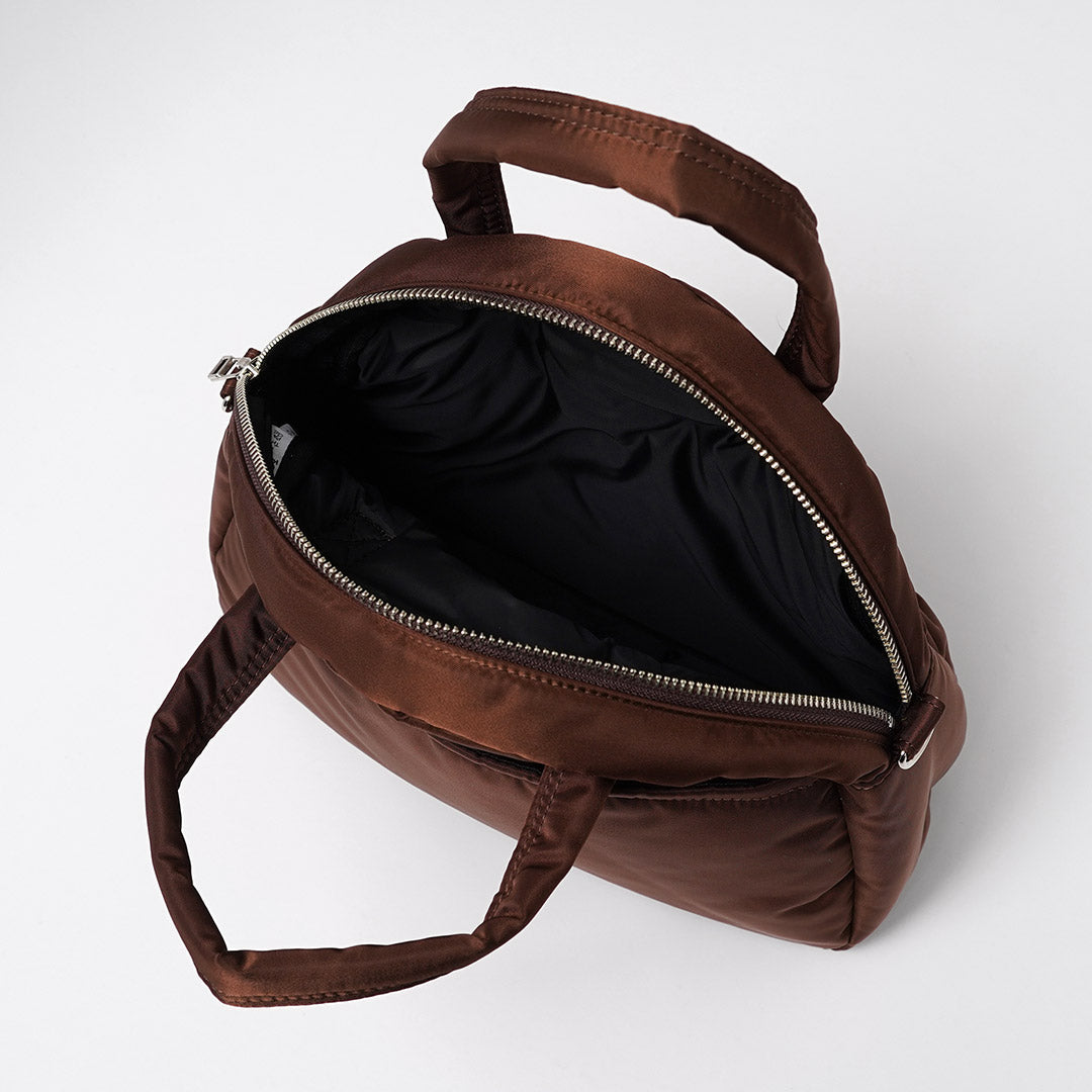 NEWBOOK / Bolso de hombro triangular Hangout / Bolso