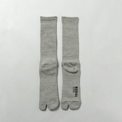 gray / F