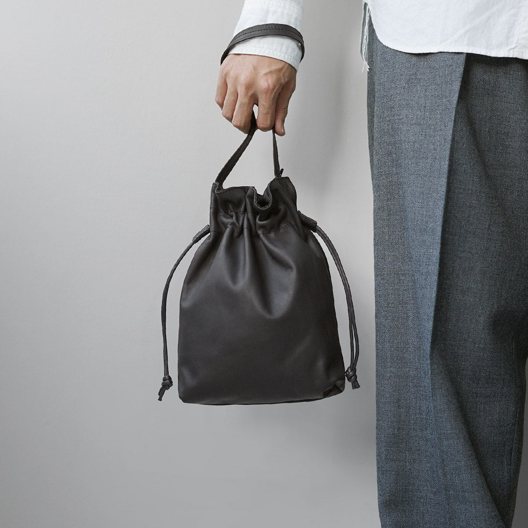 MR.OLIVE / IMPERMA-CUERO Mochila saco