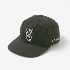black / F