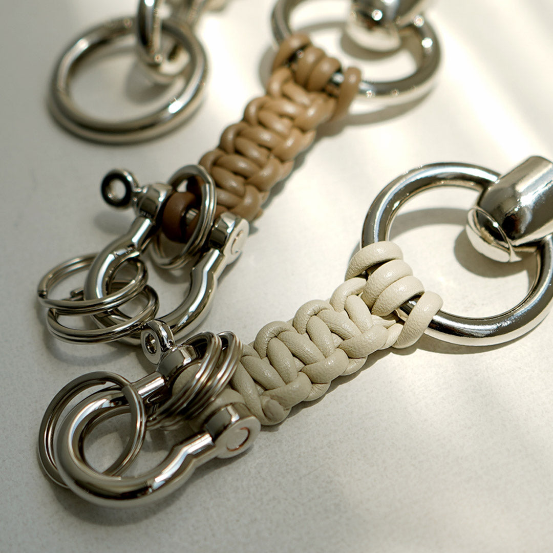 SENTI / Braided Leather Keychain