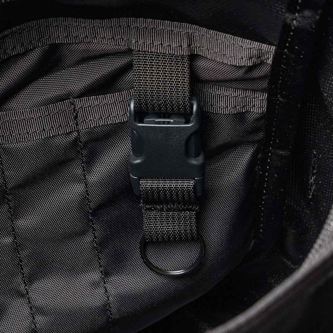 BRIEFING / Day Tripper Shoulder Bag A4 B5